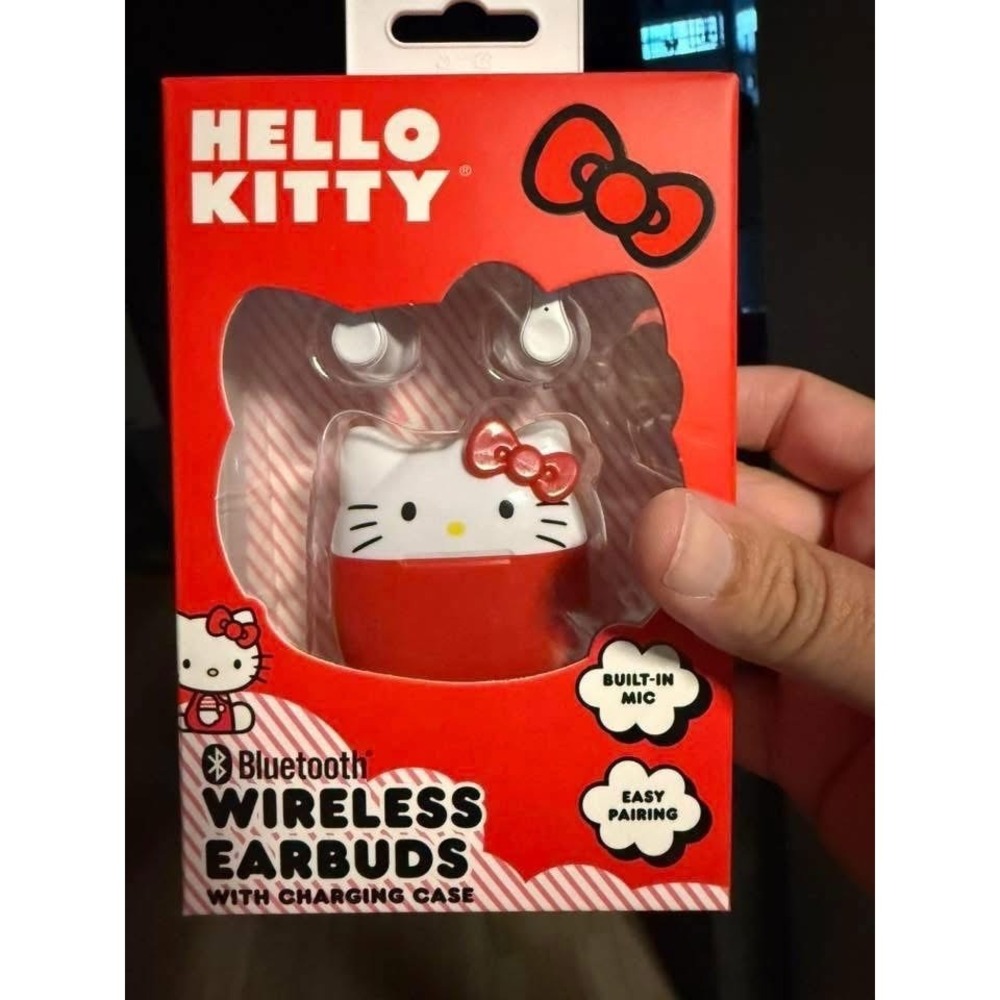 Hello Kitty Bluetooth Wireless Earbuds Built-in Mic with Charging Case